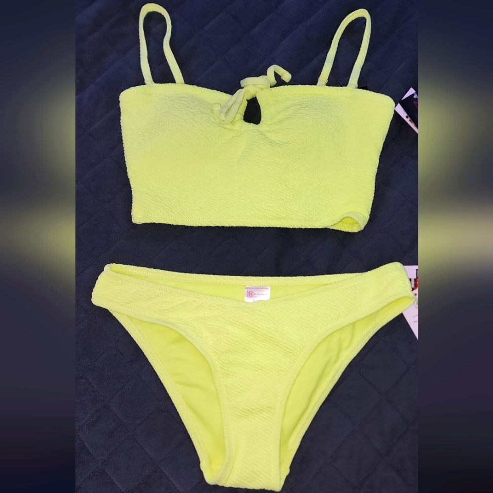 Swimsuit‎ No Boundaries - Picture 8 of 9